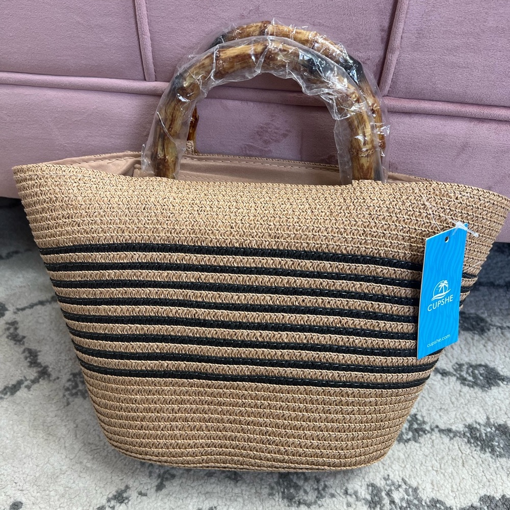 Cupshe Tan and Black Woven Bag